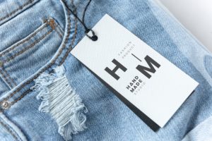 Étiquettes pour vêtement : le parfait accessoire pour le marquage des vêtements